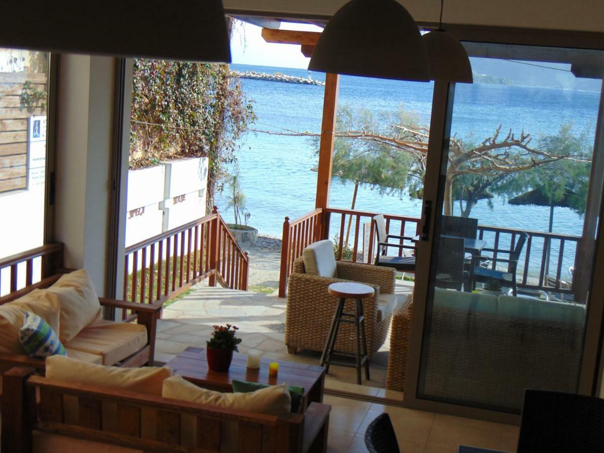 Spela House Agii Apostoli