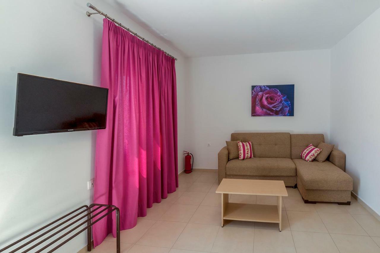 Spela House * Agioi Apostoloi (Evia)